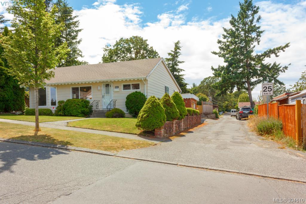 824 Hutchinson Avenue, Victoria, BC 394610 McCollom Real Estate Ltd.