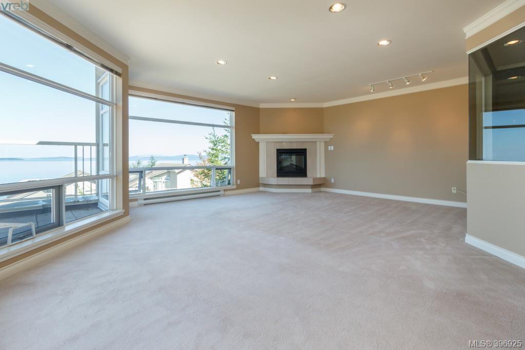  2 4771 Cordova Bay Road, Victoria, BC 396925 Broker Harry Newton