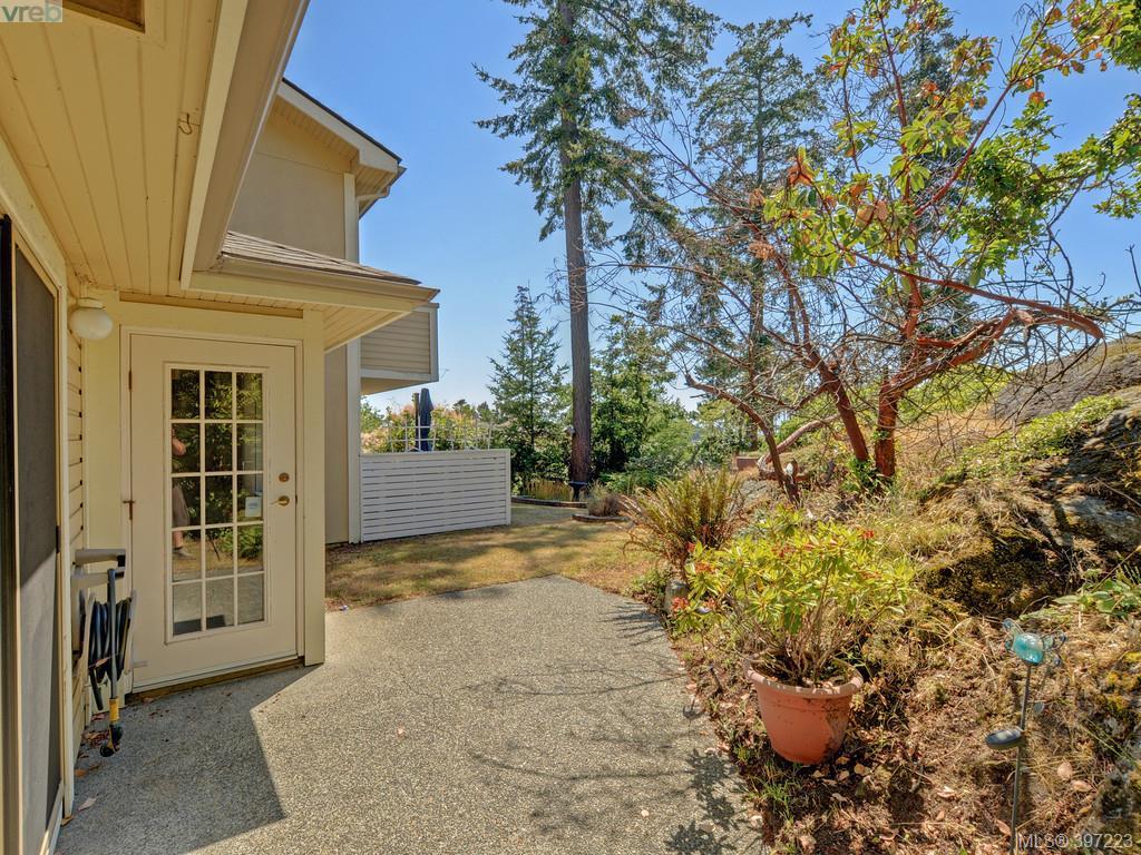  21 909 Admirals Road, Victoria, BC 397223 Alex Rose