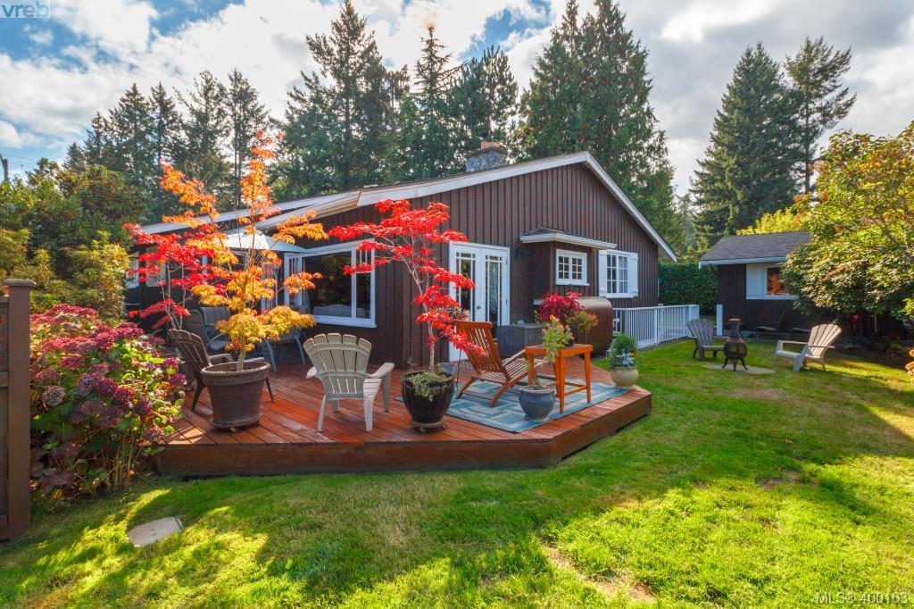 2470 Tanner Road, Victoria, BC 400103 Miles Takacs