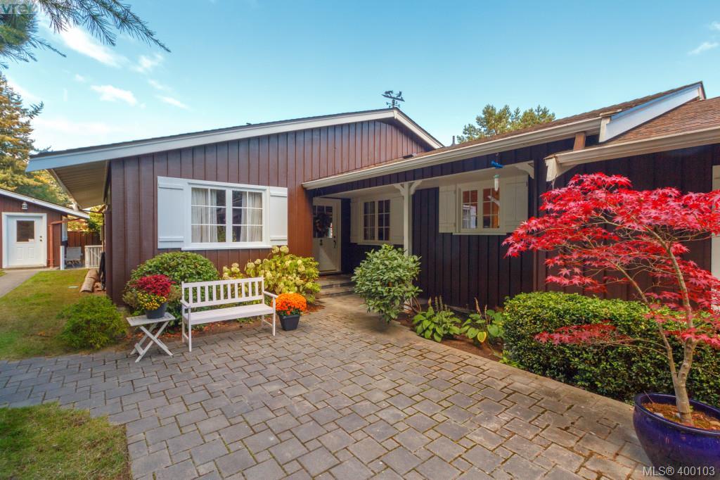 2470 Tanner Road, Victoria, BC 400103 Miles Takacs