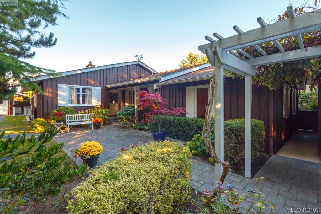 2470 Tanner Road, Victoria, BC 400103 Miles Takacs