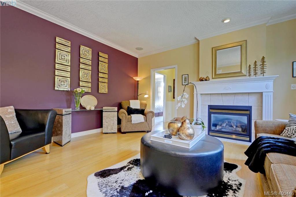  9 3281 Maplewood Road, Victoria, BC 400446 Miles Takacs