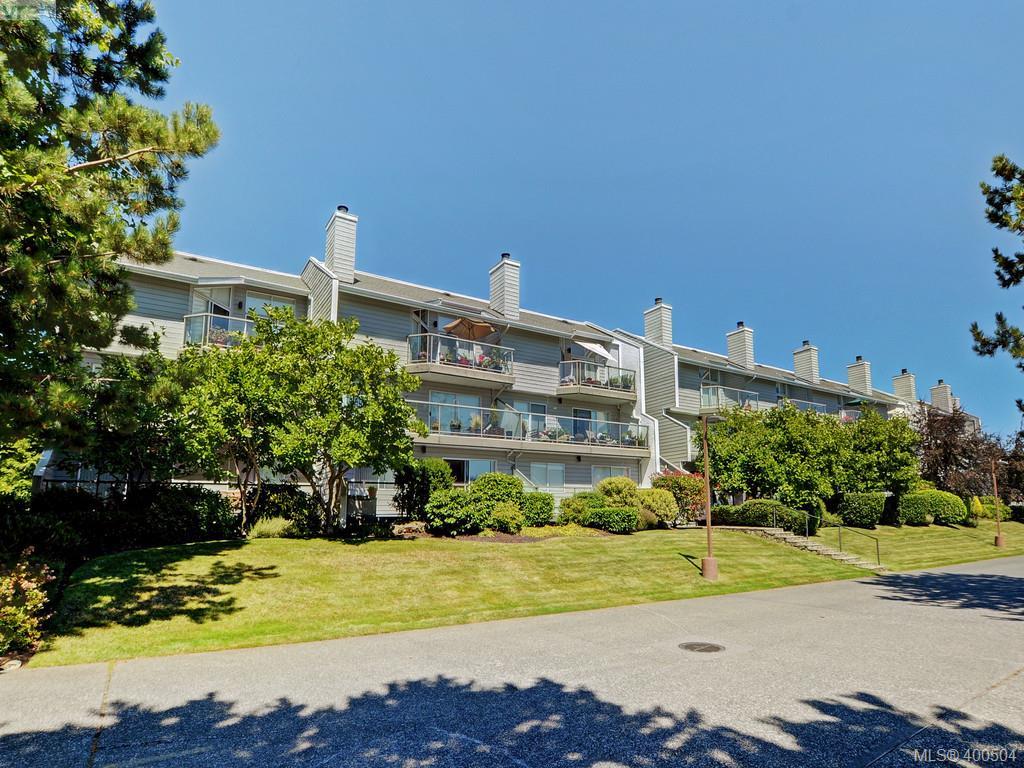  304 10461 Resthaven Drive, Sidney, BC 400504 Andrew Maxwell
