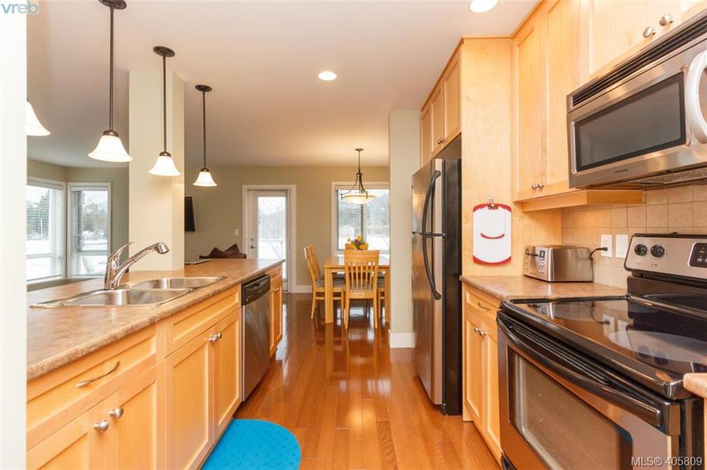  201 2731 Jacklin Road, Victoria, BC 405809 The House Selling Group