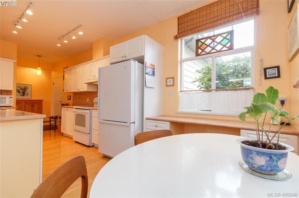  14 3281 Maplewood Road, Victoria, BC 405946 The House Selling Group