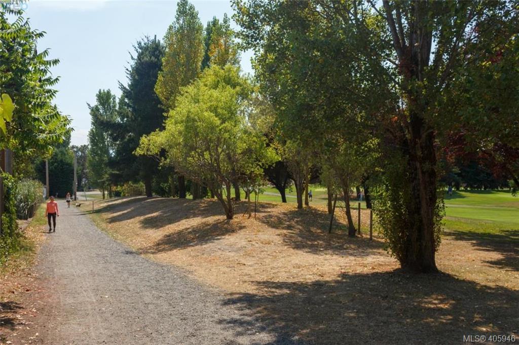  14 3281 Maplewood Road, Victoria, BC 405946 The House Selling Group