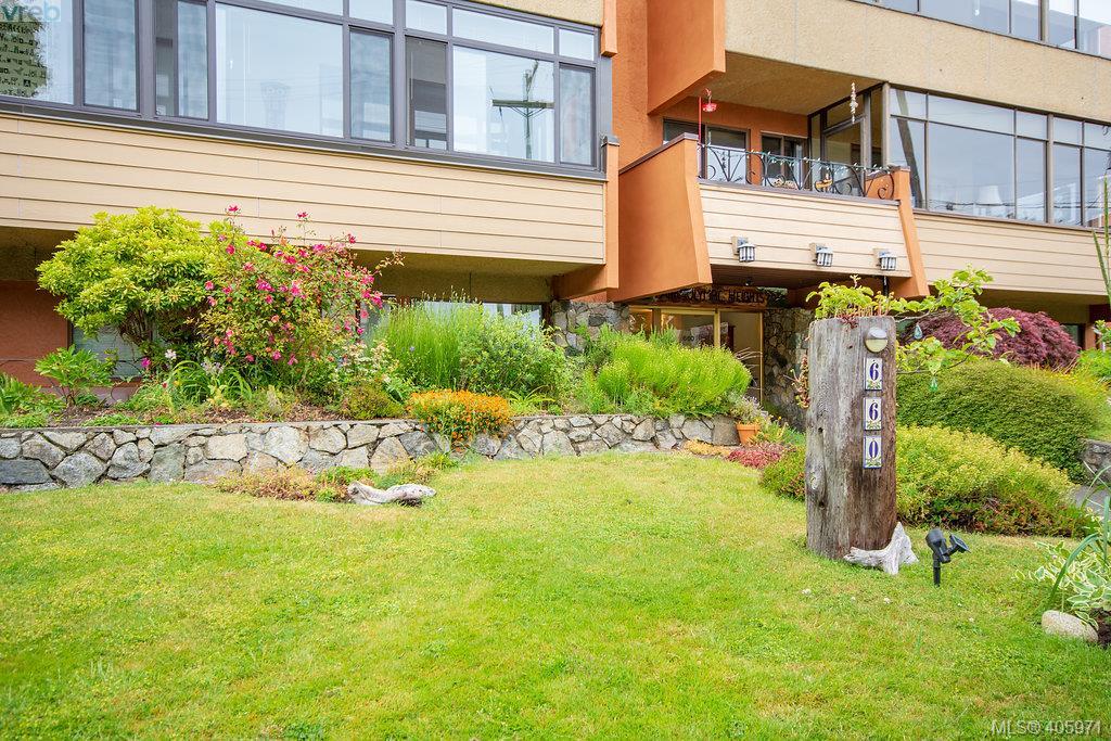  102 660 Battery Street, Victoria, BC 405971 Miles Takacs