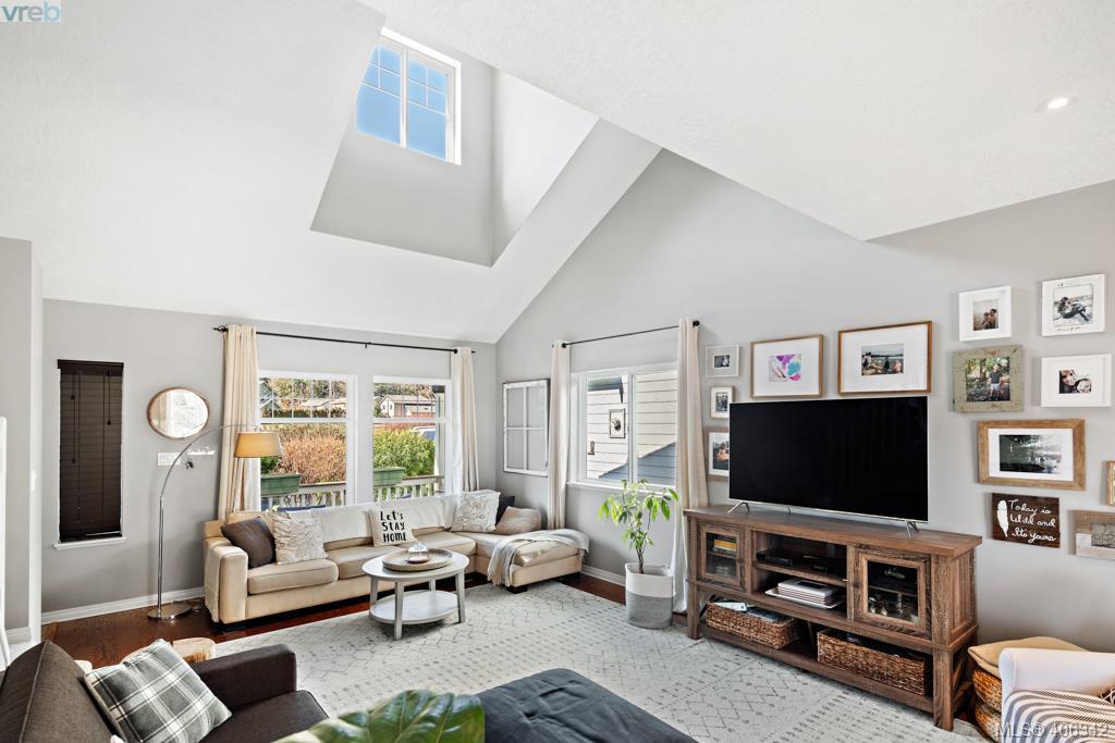 2445 Lund Road, Victoria, BC 406342 Welcome to one of