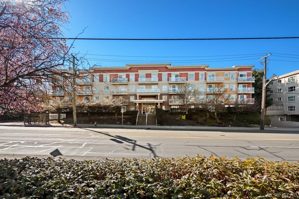  108 1371 Hillside Avenue, Victoria, BC 407110 Marten Homes Real