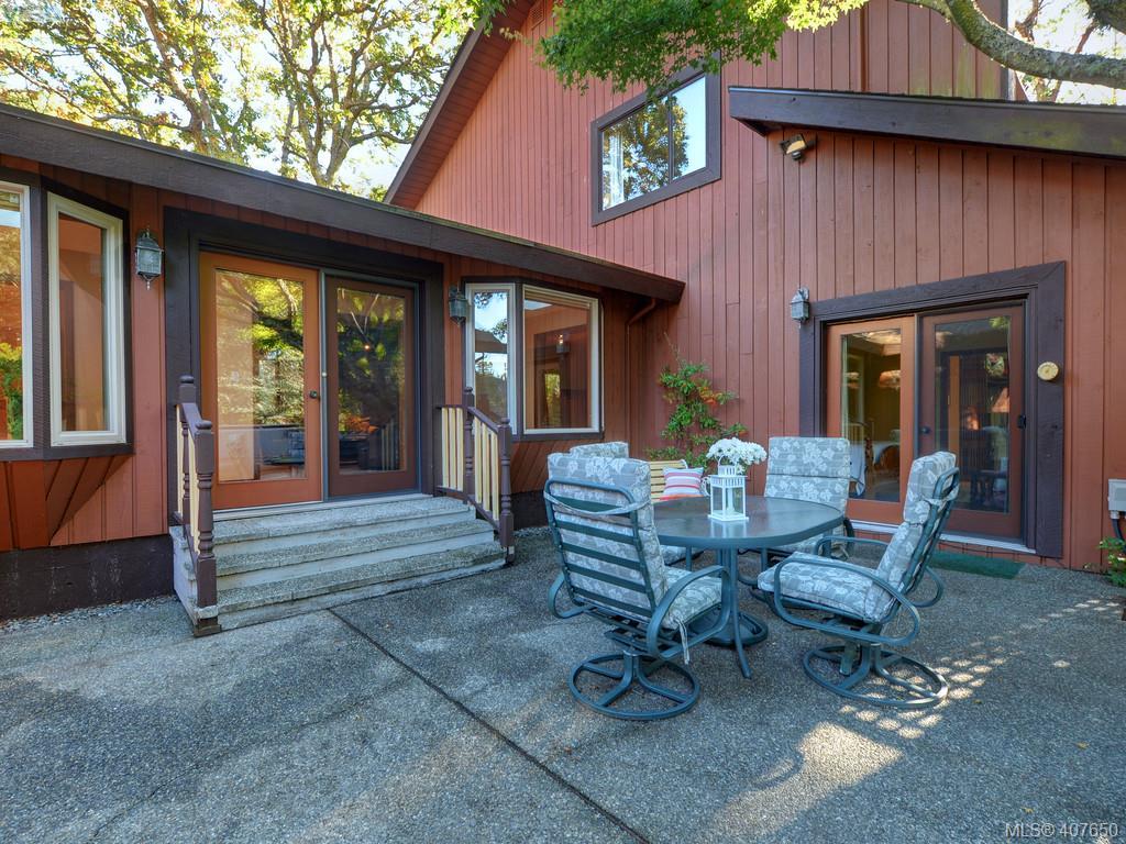 2763 Arbutus Road, Victoria, BC 407650 The House Selling Group