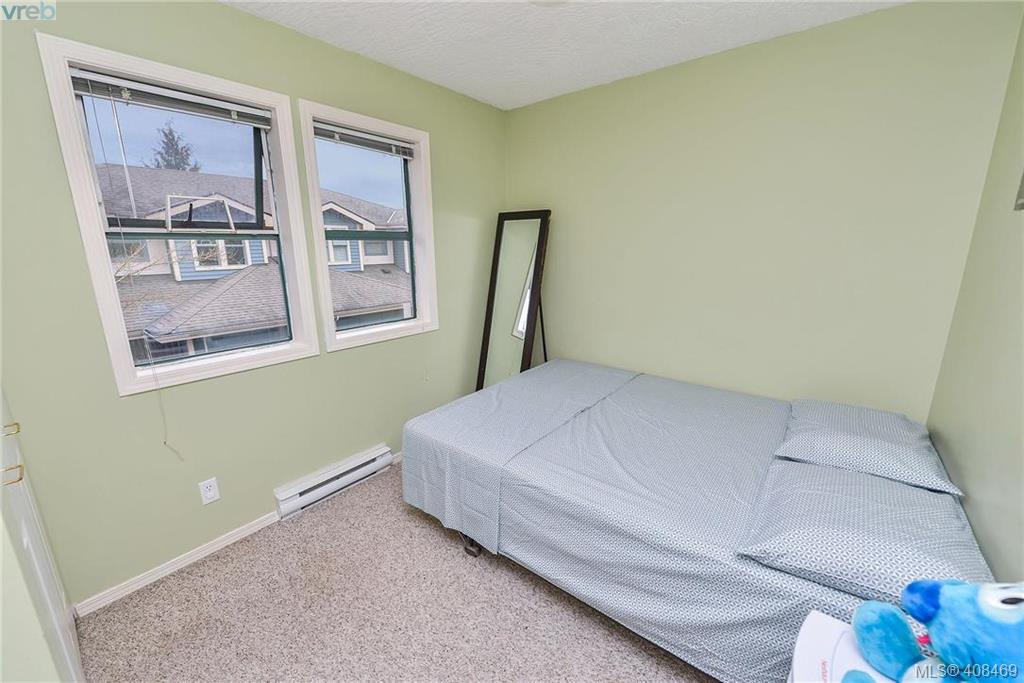  5 240 E Burnside Road, Victoria, BC 408469 Miles Takacs