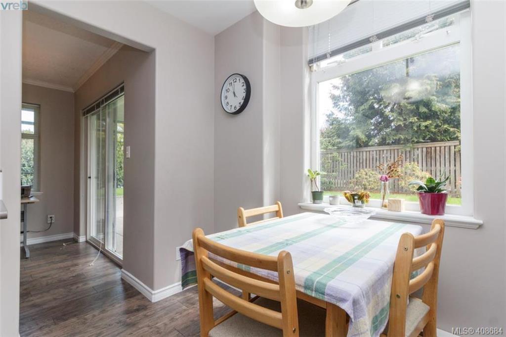  102 1663 McKenzie Avenue, Victoria, BC 408684 The House Selling Group