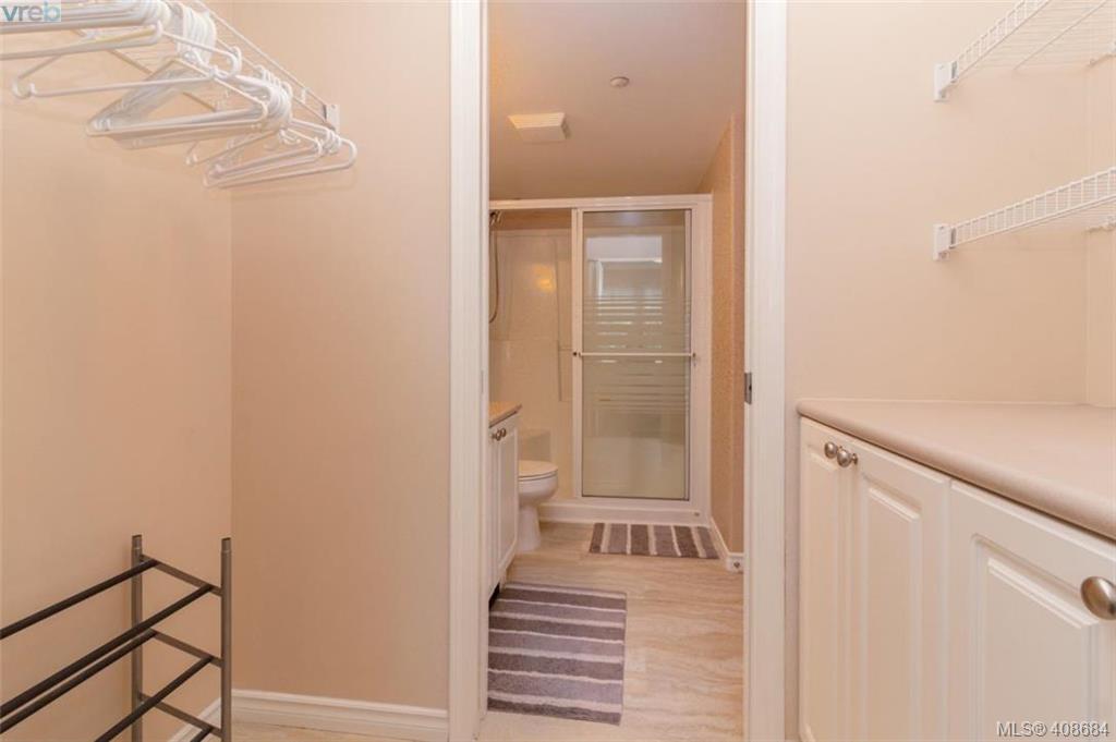  102 1663 McKenzie Avenue, Victoria,