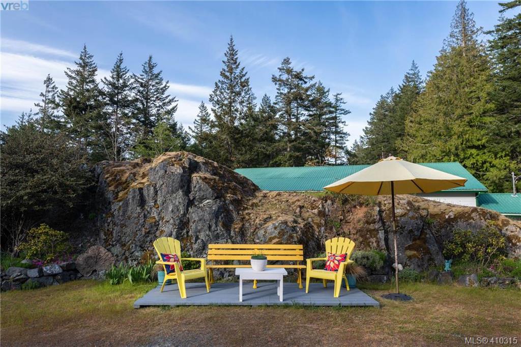 5012 Wedgewood Place, Victoria, BC 410315 Jaret Andrews Personal Real Estate Corporation