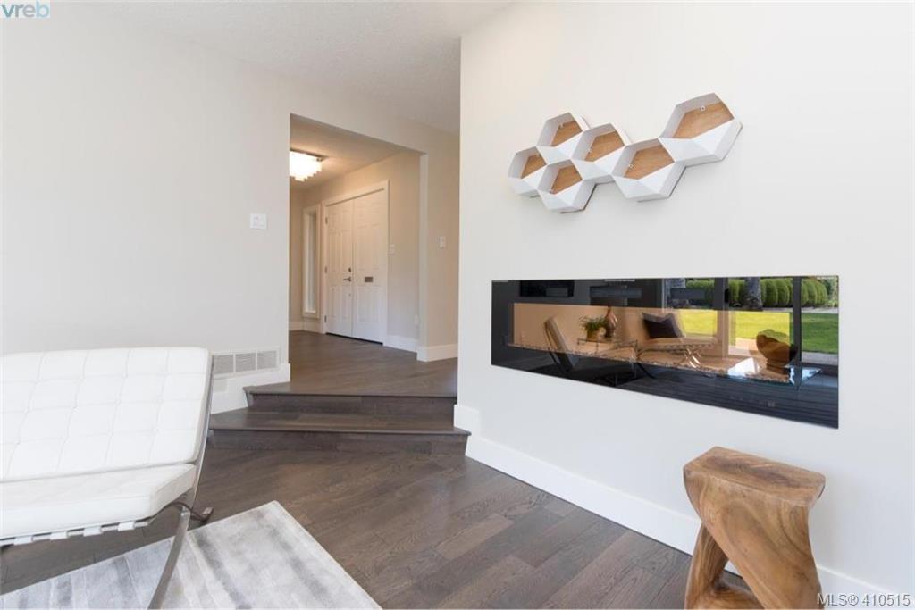  134 2345 Cedar Hill Cross Road, Victoria, BC 410515 Victoria Real