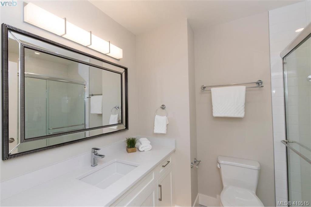  134 2345 Cedar Hill Cross Road, Victoria, BC 410515 Victoria Real