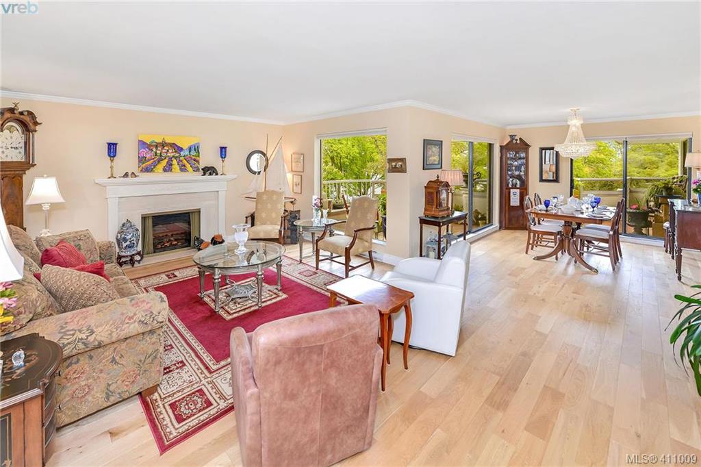  401 1370 Beach Drive, Victoria, BC 411009 Miles Takacs