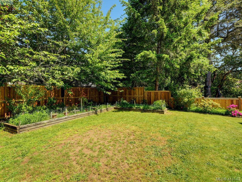 588 Phelps Avenue, Victoria, BC 411143 Mike Boorman Realtor, Associate Broker