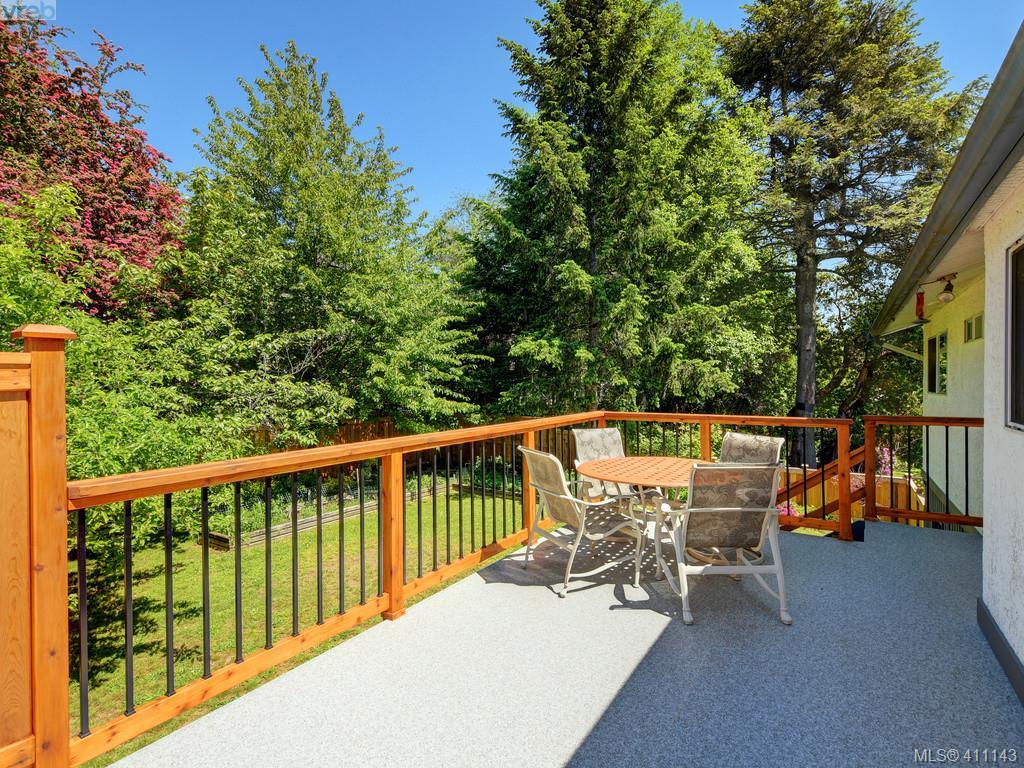 588 Phelps Avenue, Victoria, BC 411143 Mike Boorman Realtor, Associate Broker