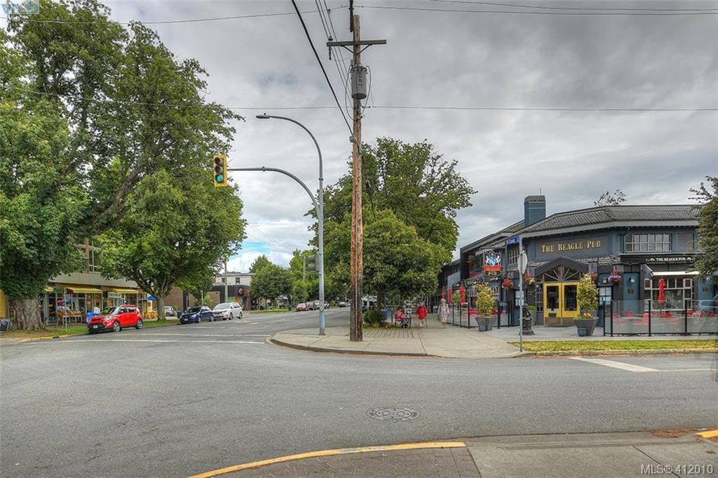  415 964 Heywood Avenue, Victoria, BC 412010 Paul Vandermade