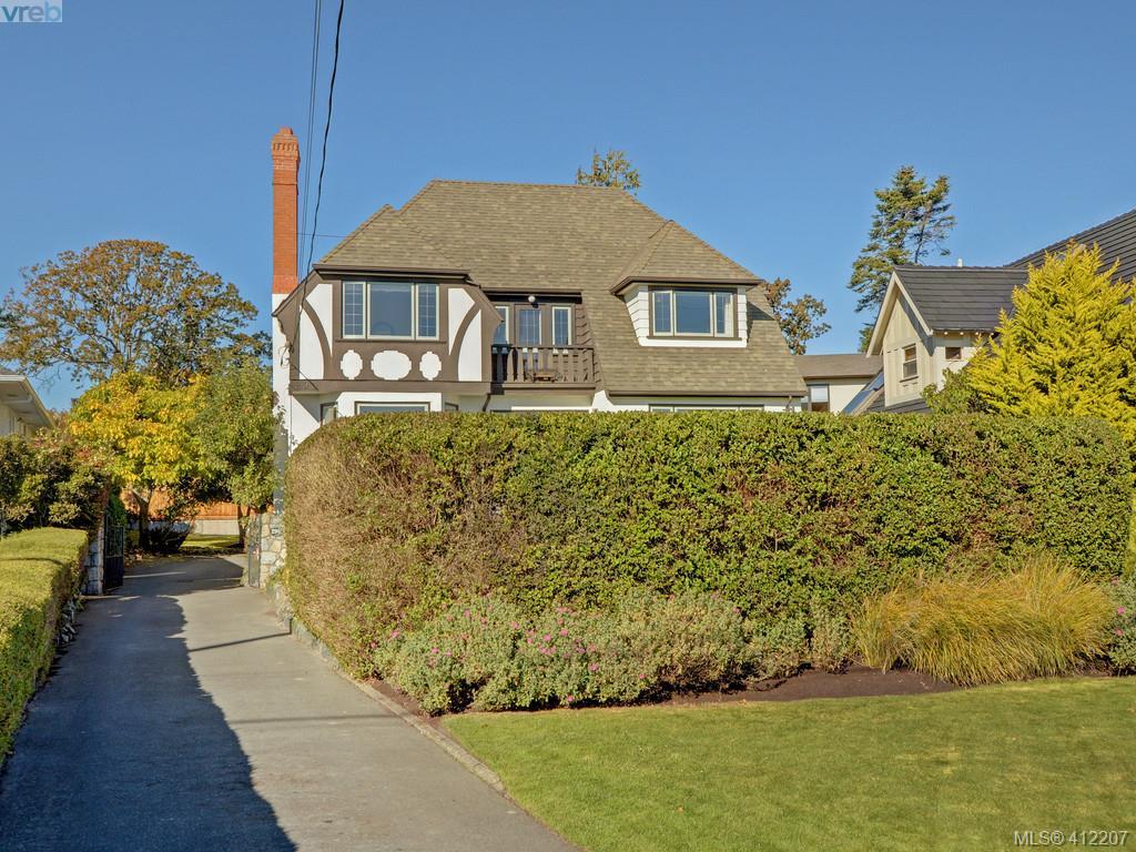 290 Beach Drive, Victoria, BC 412207 Mike Boorman