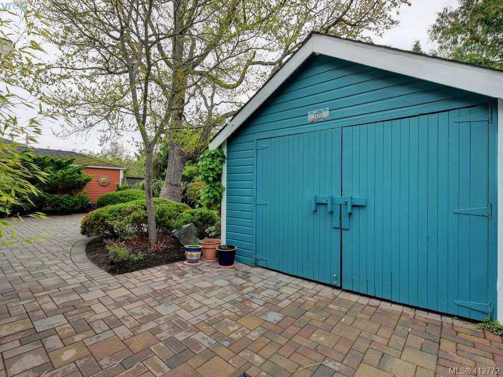 1039 St. David Street, Victoria, BC 412772 Deedrie Ballard