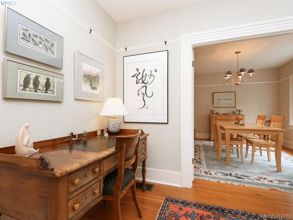 1039 St. David Street, Victoria, BC 412772 Nicole Pelan