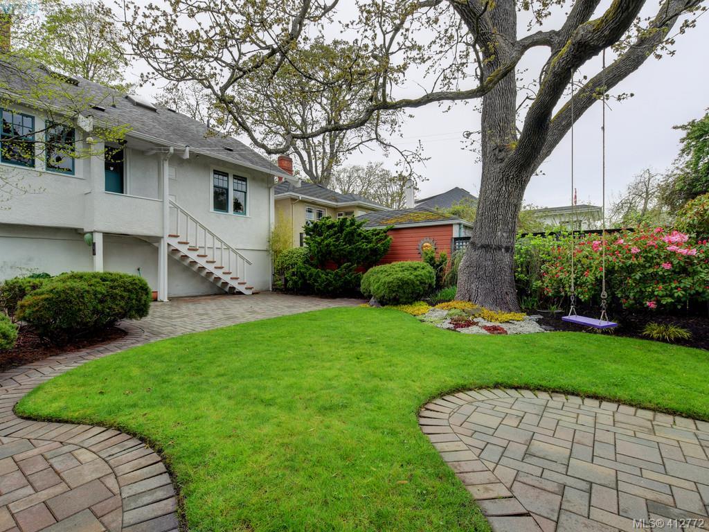 1039 St. David Street, Victoria, BC 412772 Deedrie Ballard