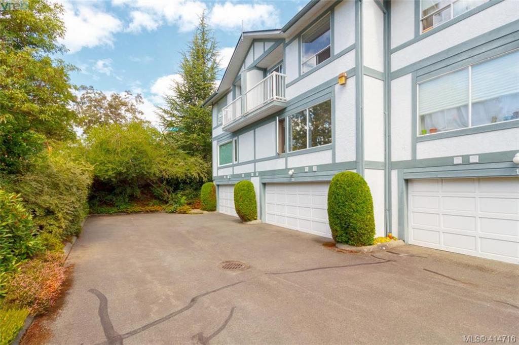  20 3008 Quadra Street, Victoria, BC 414716 The House Selling Group