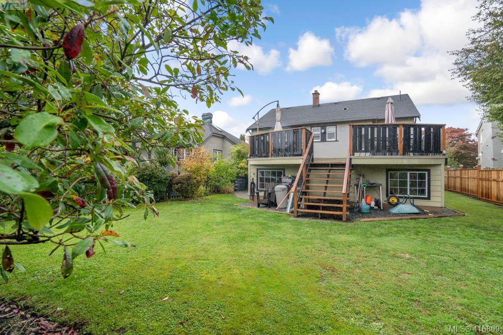 3055 Earl Grey Street, Victoria, BC 416809 Kirsten Marten PREC