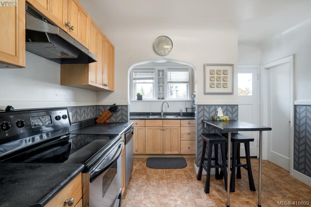 3055 Earl Grey Street, Victoria, BC 416809 Marten Homes Real Estate