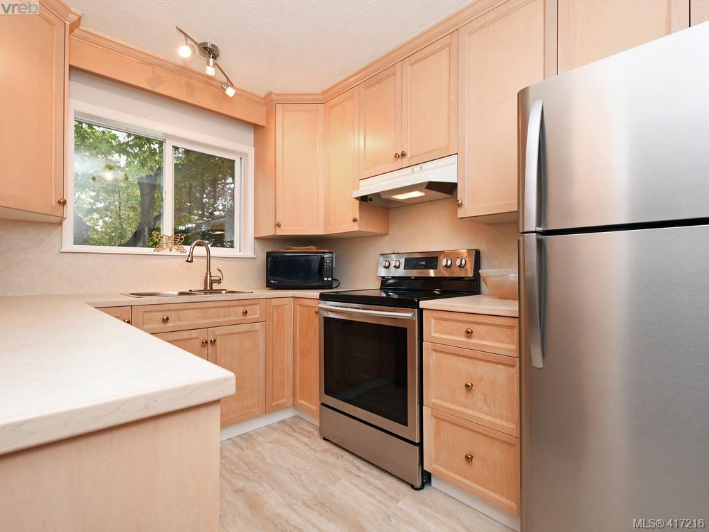  201 1157 Fairfield Road, Victoria, BC 417216 Victoria Real Estate