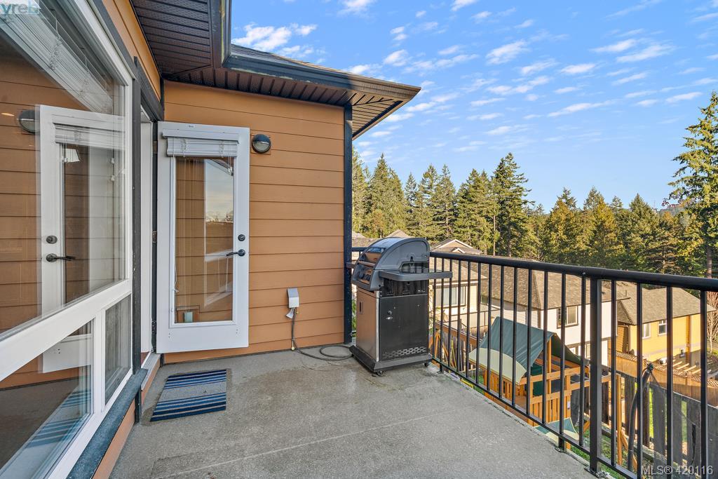 2103 Longspur Drive, Victoria, BC 420116 Marten Homes Real Estate