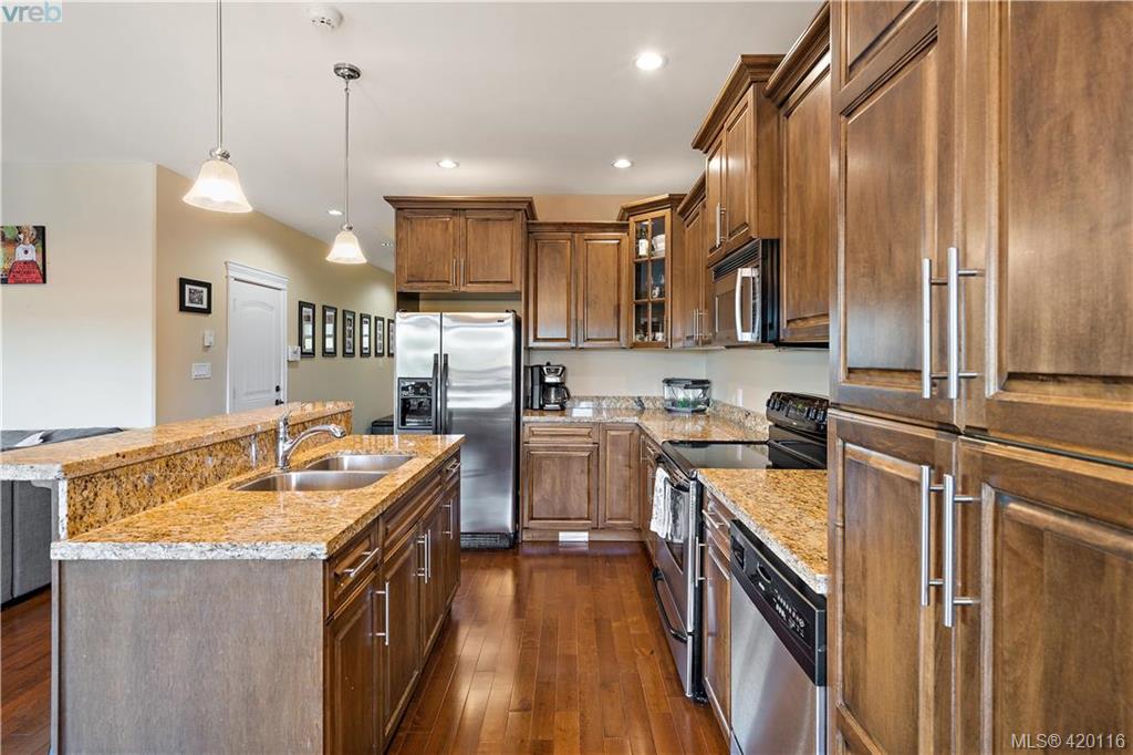 2103 Longspur Drive, Victoria, BC 420116 Marten Homes Real Estate