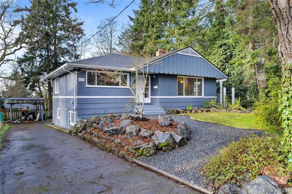 667 W Burnside Road, Victoria, BC 420454 Kieren Rasura
