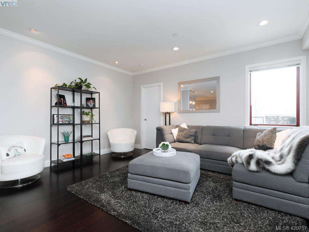  211 1325 Bear Mountain Parkway, Victoria, BC 420757 Kieren Rasura