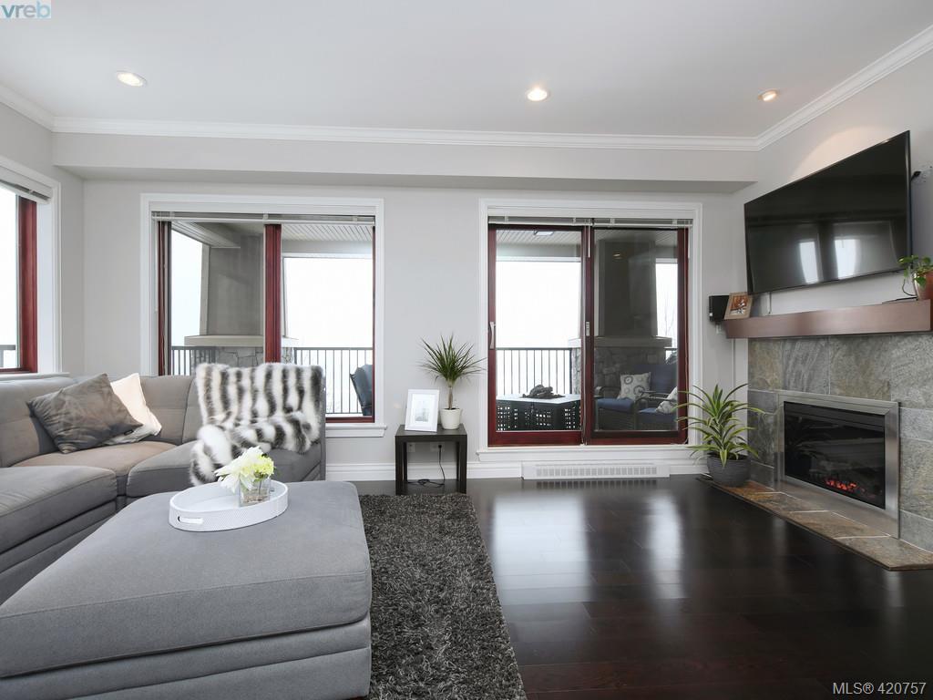  211 1325 Bear Mountain Parkway, Victoria, BC 420757 Kieren Rasura