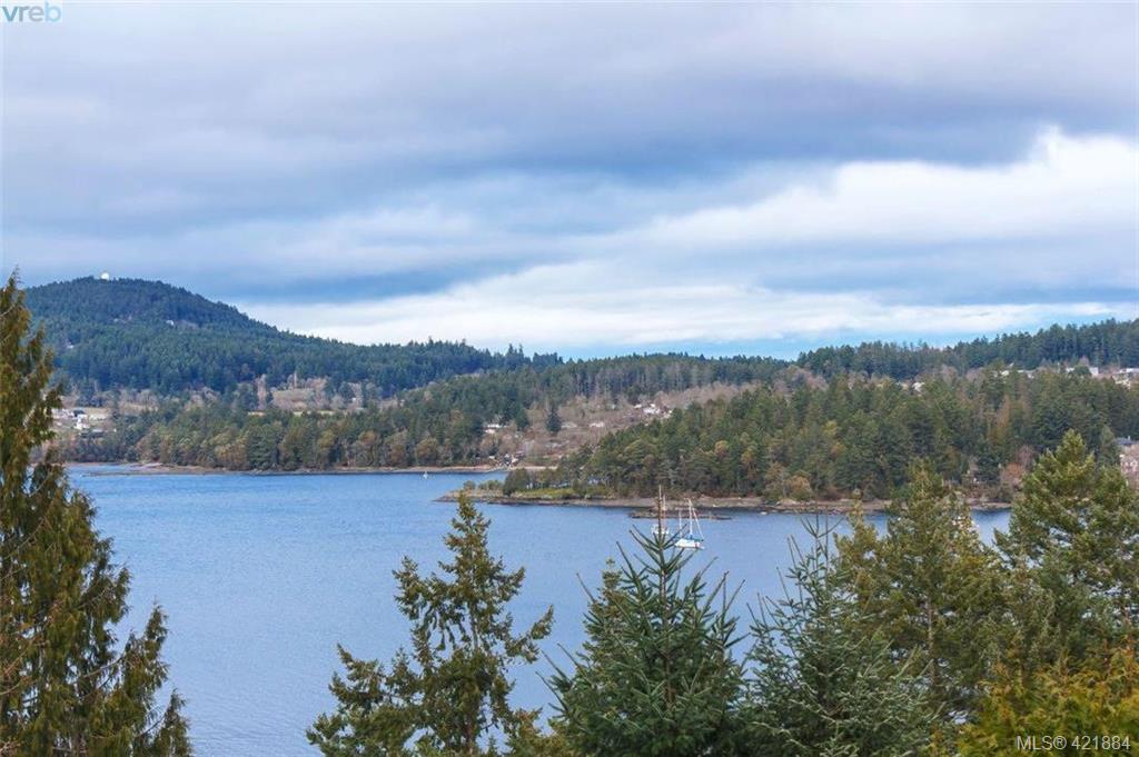 697 Steamer Drive, Victoria, BC 421884 The House Selling Group