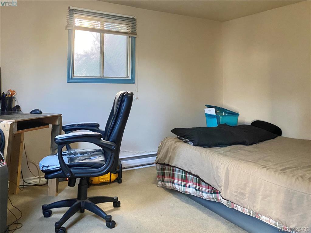  1 231 Trans Canada Highway, Malahat, BC 423493 Gower Smith Real