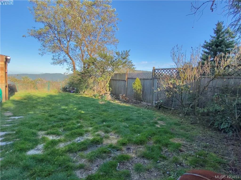  1 231 Trans Canada Highway, Malahat, BC 423493 Gower Smith Real