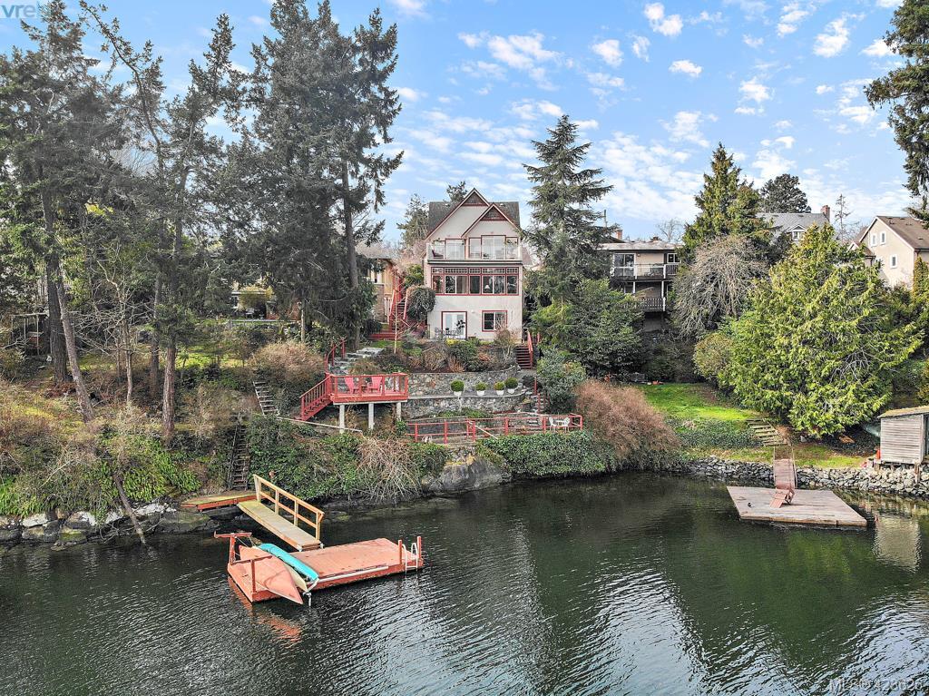 526 Selkirk Avenue, Victoria, BC 423626 Robin Cushing Victoria