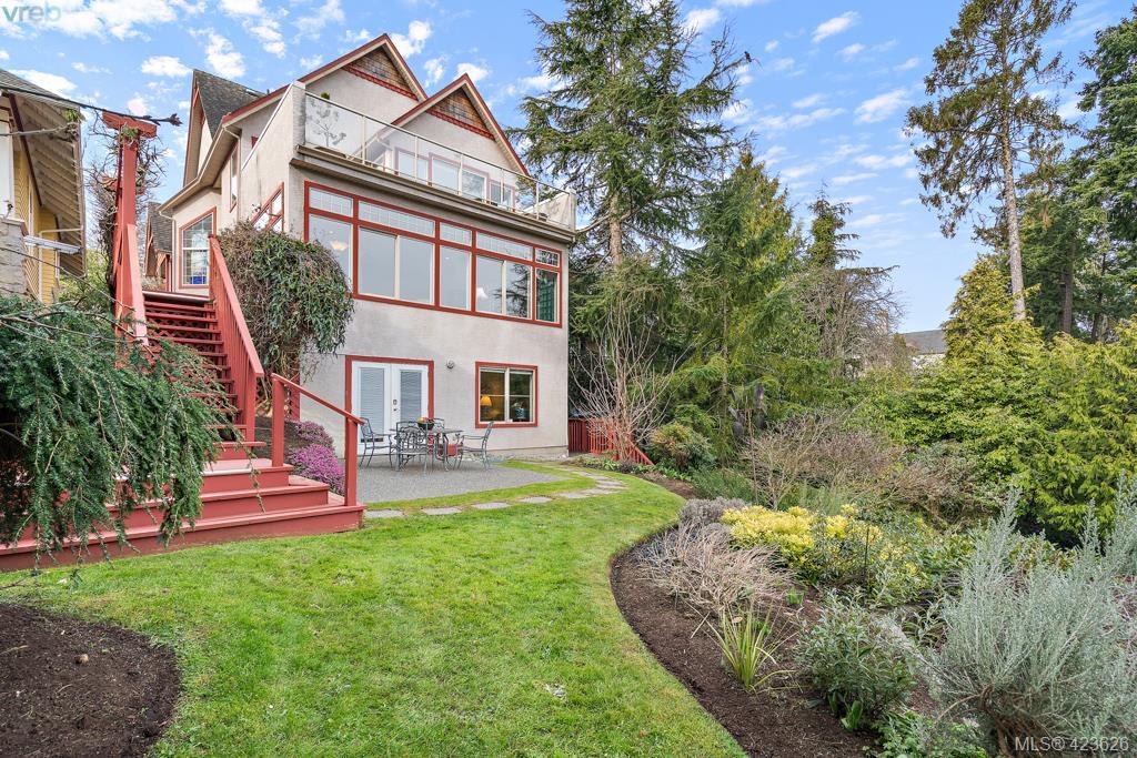 526 Selkirk Avenue, Victoria, BC 423626 Robin Cushing Victoria