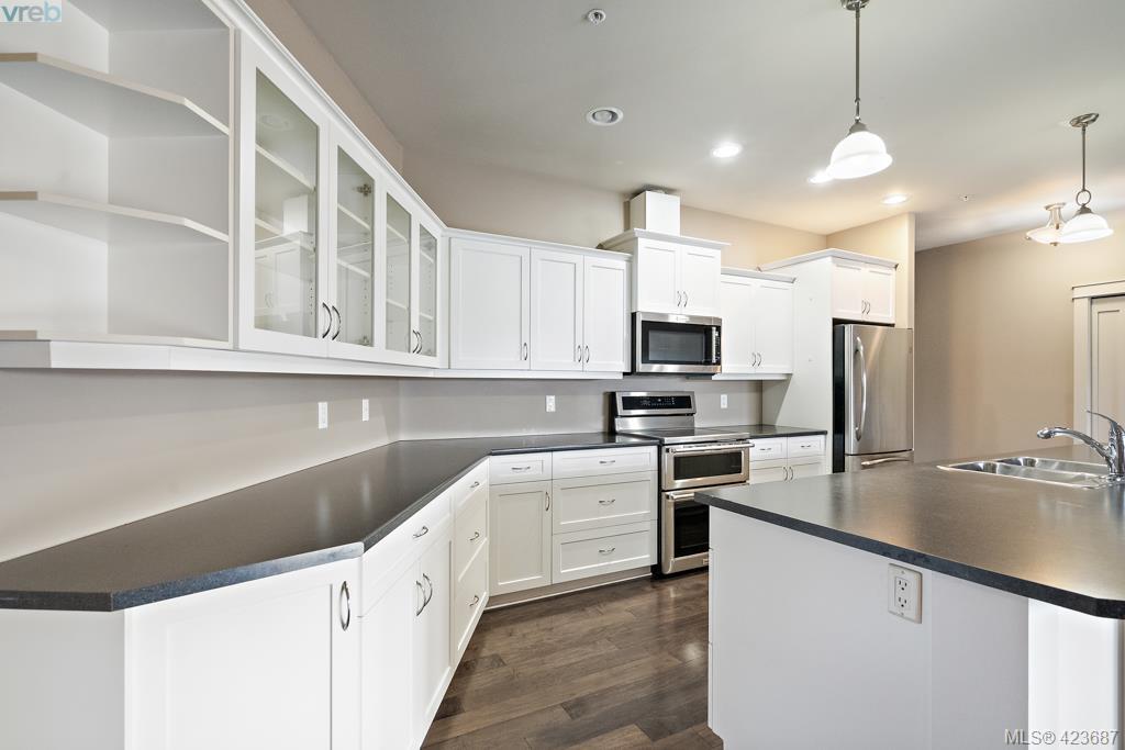  306 3915 Carey Road, Victoria, BC 423687 Gower Smith Real Estate Team