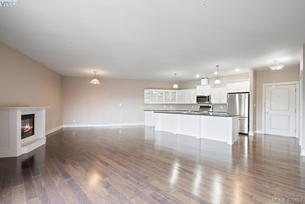  306 3915 Carey Road, Victoria, BC 423687 Gower Smith Real Estate Team