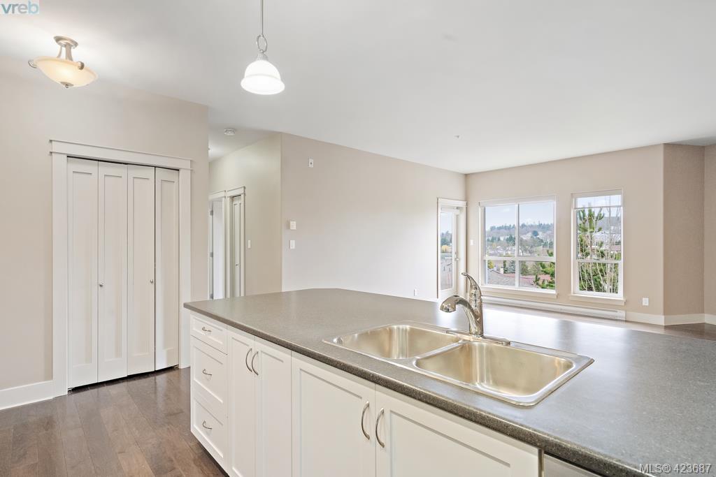  306 3915 Carey Road, Victoria, BC 423687 Gower Smith Real Estate Team