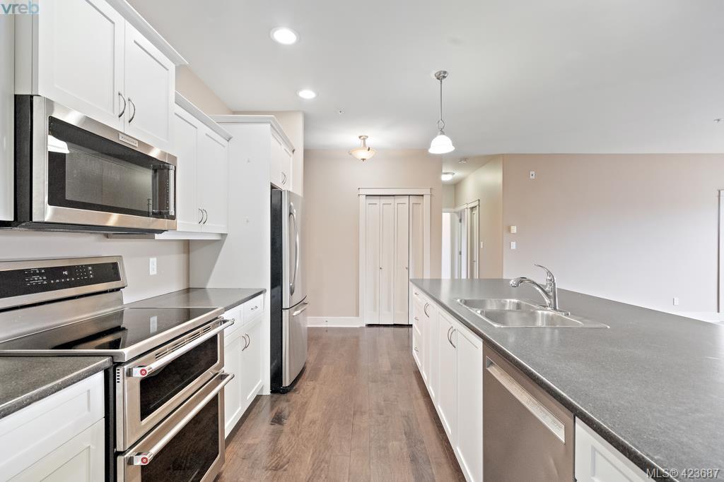  306 3915 Carey Road, Victoria, BC 423687 Gower Smith Real Estate Team