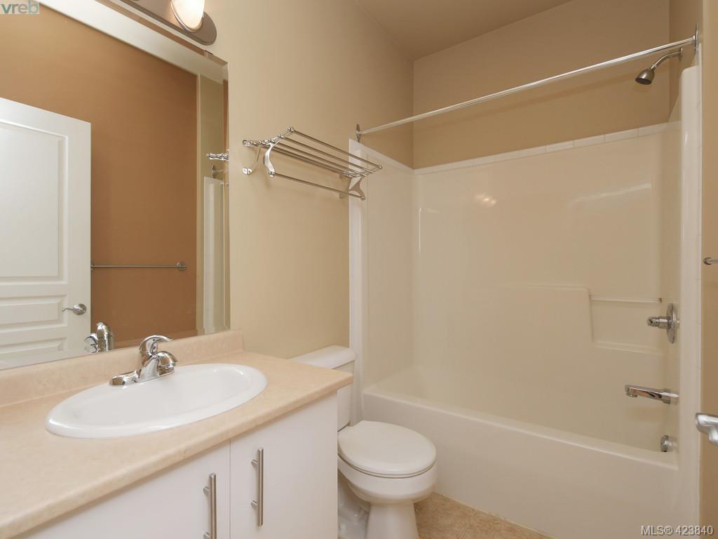 413 825 Goldstream Avenue Victoria BC 423840 Paul Vandermade 413-825-goldstream-avenue-victoria-bc-423840-paul-vandermade