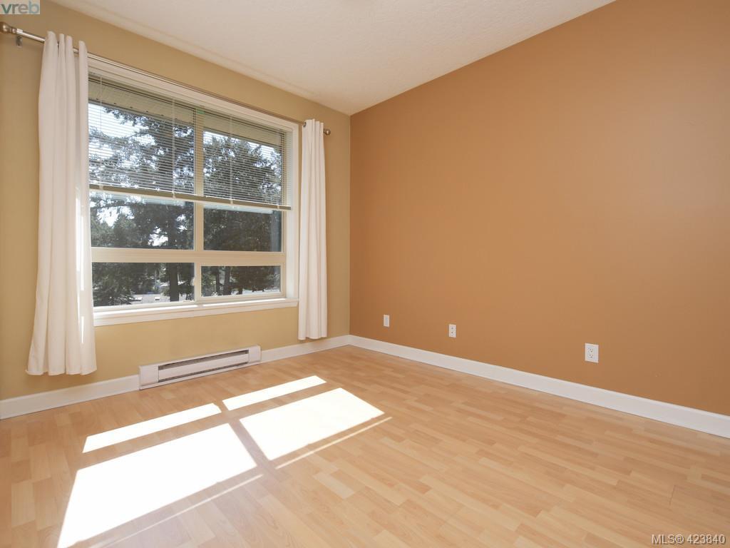 413 825 Goldstream Avenue Victoria BC 423840 Paul Vandermade 413-825-goldstream-avenue-victoria-bc-423840-paul-vandermade