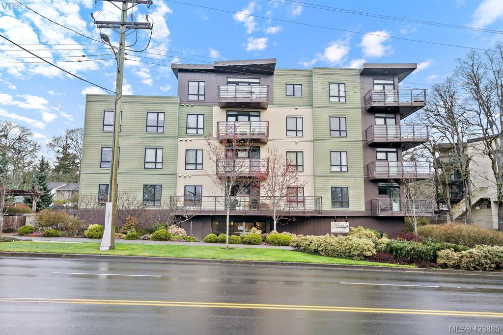  109 982 McKenzie Avenue, Victoria, BC 423885 Gower Smith Real